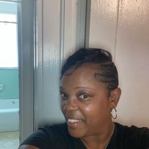 Meet your Posher, Stacey